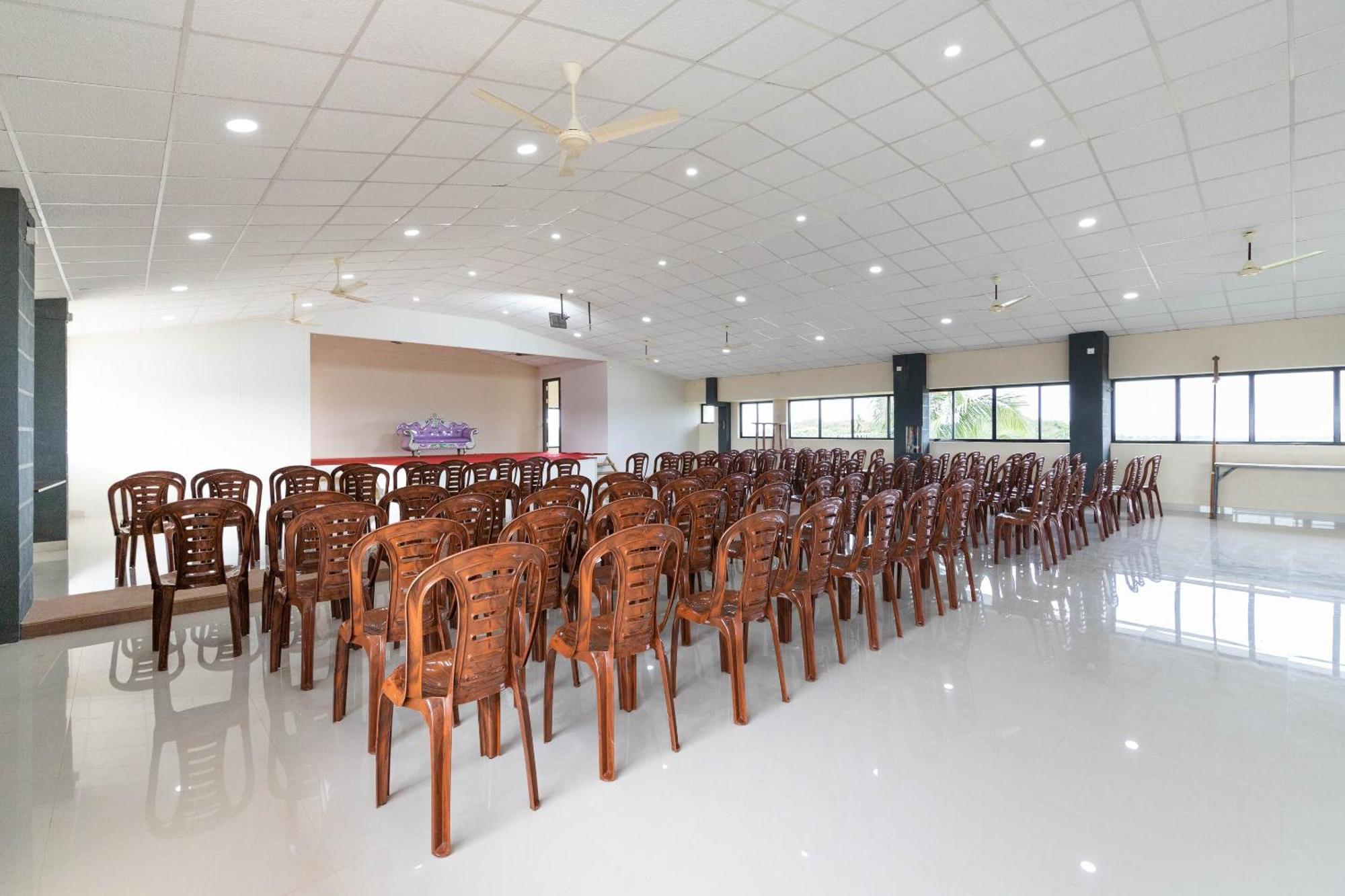 Super Collection O Nirvikalpa Hotel Ullal Exterior foto